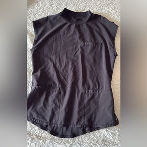 Black Cherokee Infinity scrub top size S